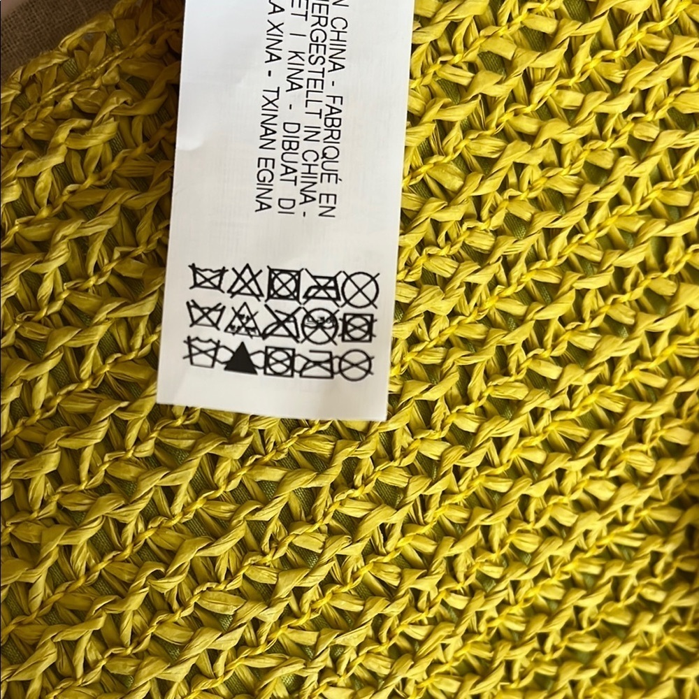 Zara NWOT Chartreuse Ruffled Raffia Shoulder Bag Gold Chain Strap - Picture 11 of 14